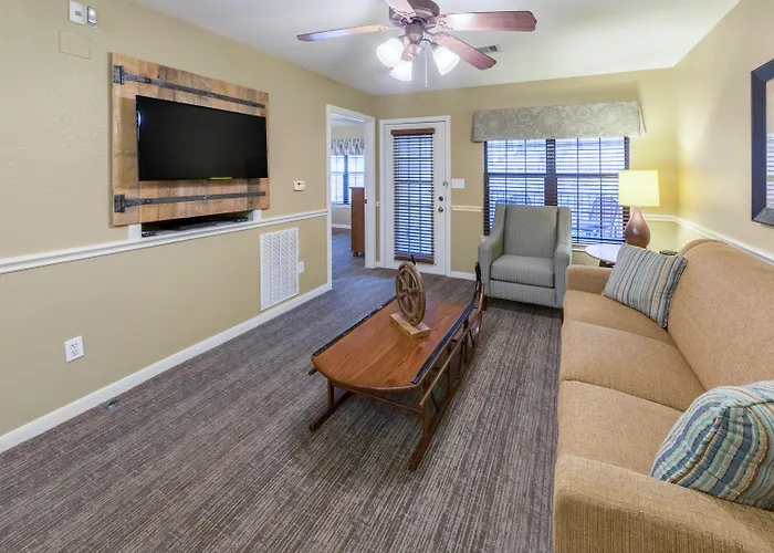 Holiday Inn Club Vacations Piney Shores Resort At Lake Conroe
