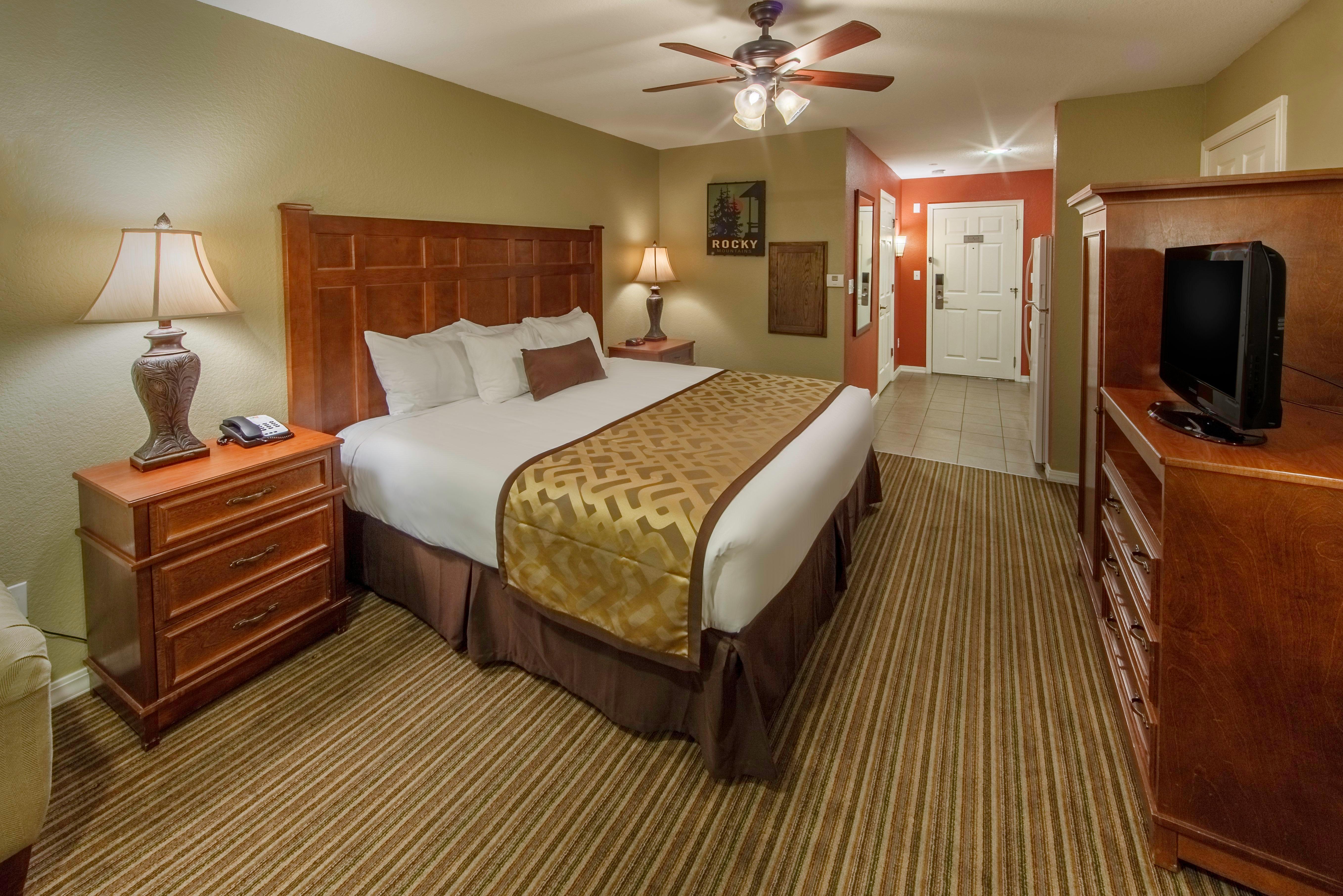 Club Vacations Piney Shores At Conroe